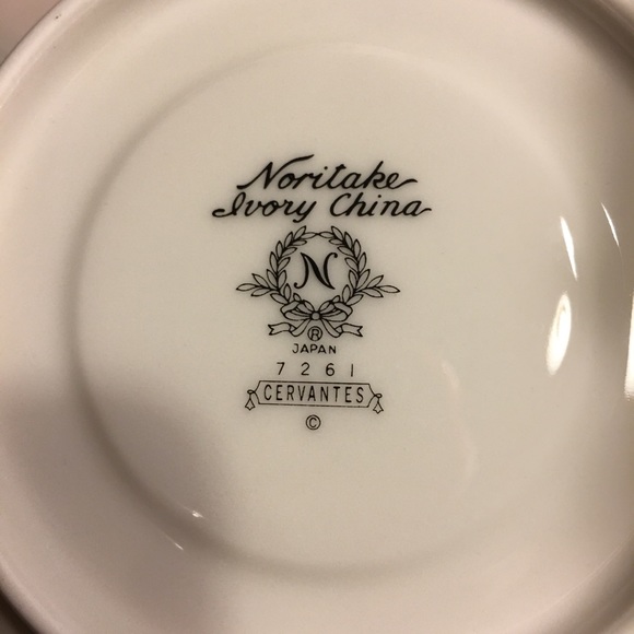 Noritake Japan Cervantes 7261 ivory china cup and saucer set - Picture 4 of 6
